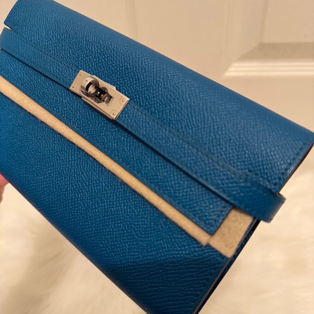 Hermes Blue Epsom Kelly Classic Wallet - Picture 6 of 9